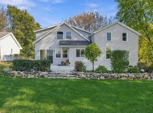 W2732 Koch Rd, Fort Atkinson, WI 53538