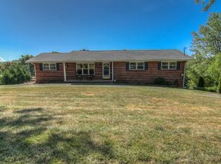 115 Mountain View Cir, Piney Flats, TN 37686