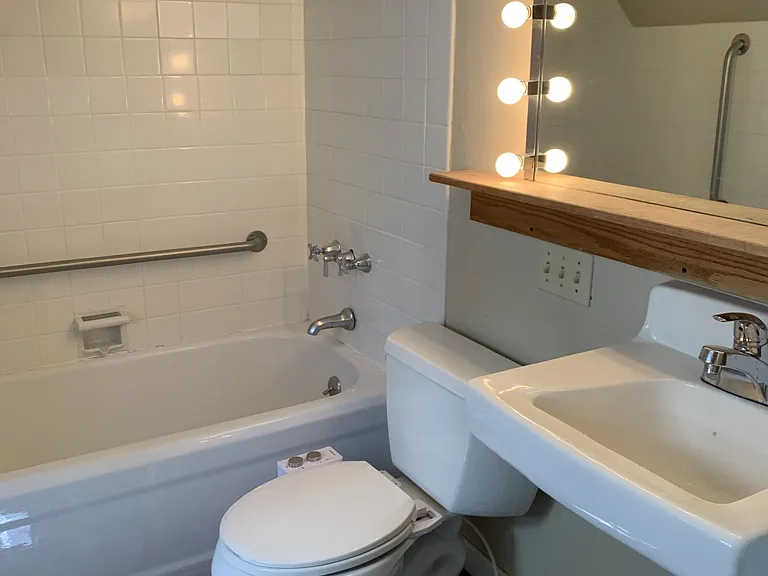 11046 Exeter Ave NE #1 — Photo 14