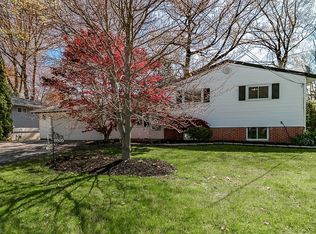 6505 Antoinette Dr, Mentor, OH 44060