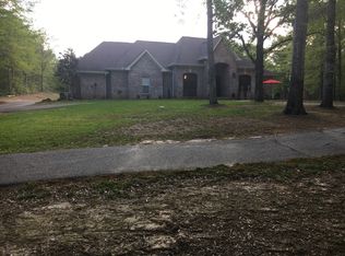 49 Earl Brashier Rd, Seminary, MS 39479