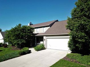 2312 Blue Harbor Dr, Fort Wayne, IN 46804