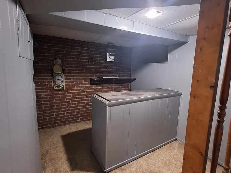 824 Ramsey St — Photo 9