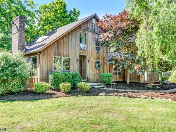40 Sweet Hollow Rd, Alexandria Twp., NJ 08848