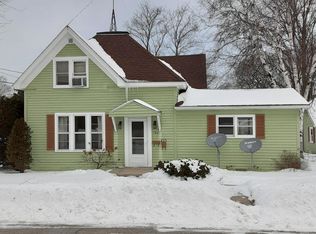 146 W Locust St, Sturgeon Bay, WI 54235