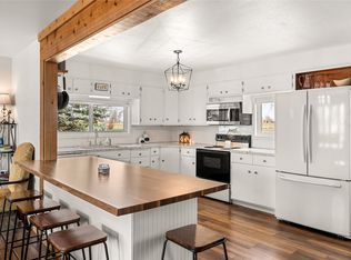 828 Curtis St, Boone, IA 50036