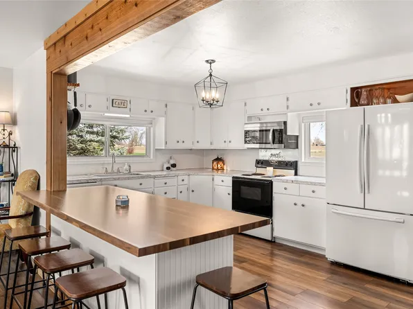 828 Curtis St, Boone, IA 50036