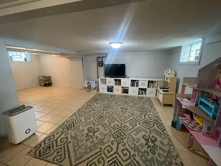1720 Laurel Ave — Photo 17