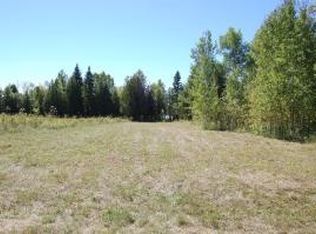 6710 S Beach Dr, Alanson, MI 49706