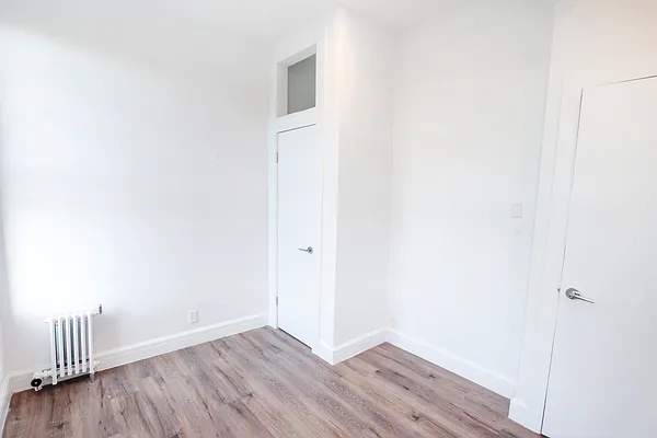 Rented by REAL New York | media 23