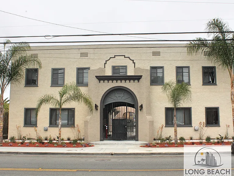 2525 E 10th St #5 — Photo 9
