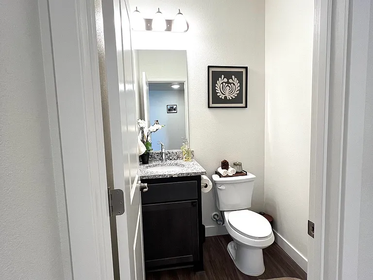 24 Elisha Ct #1-7 — Photo 5