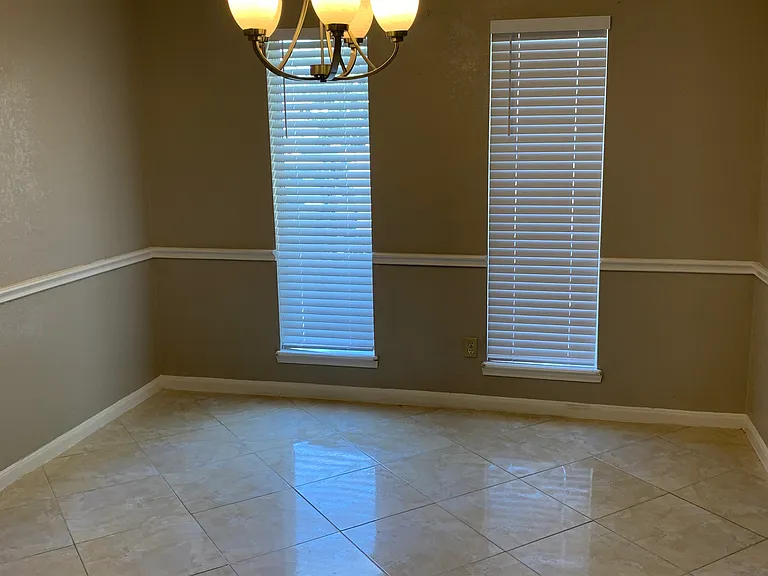 15522 Saint Cloud Dr — Photo 9