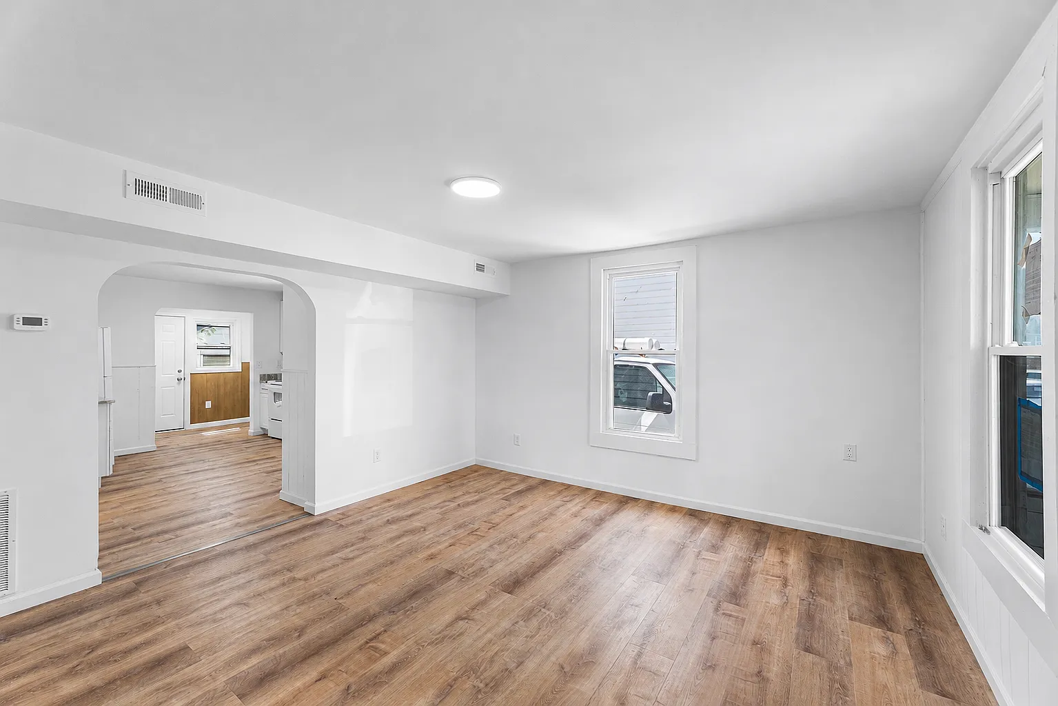 4 bed, 1400 sqft, $1,795 — Photo 2