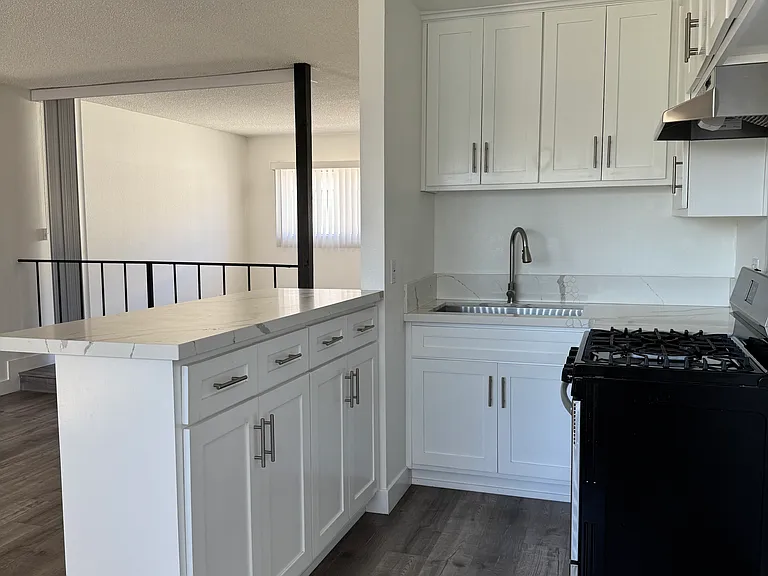 Sherman Oaks Country LLC — Photo 12