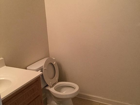 4th image of 776 Cherrybark Ln APT 1