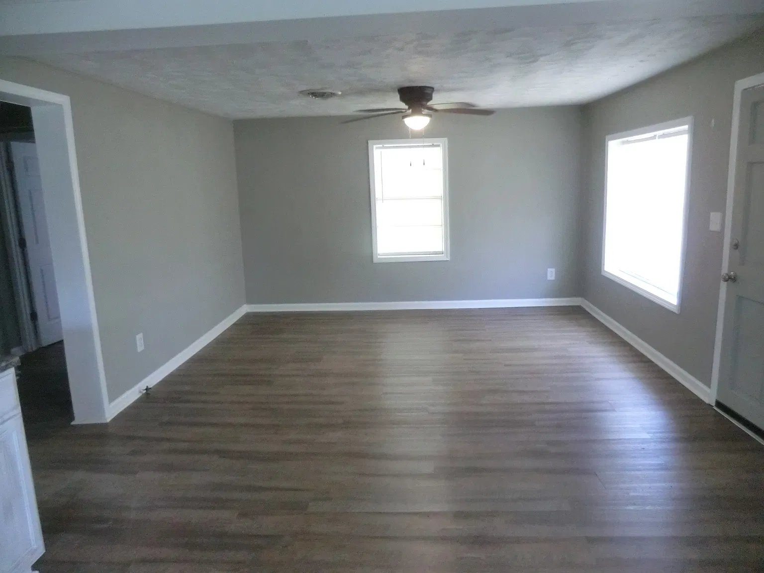 2 bed, 1800 sqft, $900 — Photo 4