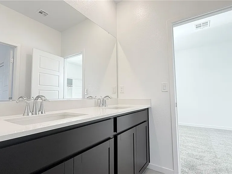 8388 Caldera Hills Ave — Photo 21