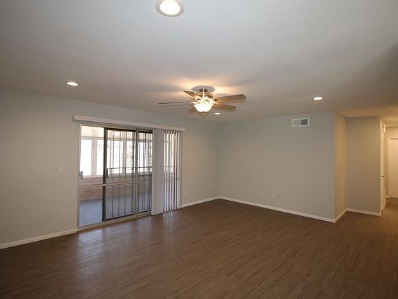 4th image of 1041 Flax Ct