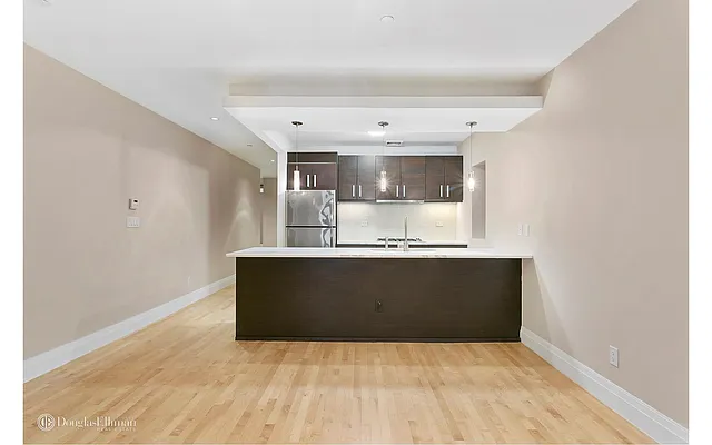 Rented by Douglas Elliman | media 22