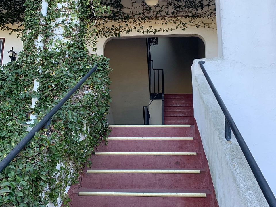 1st image of 2355 Cove Ave #206