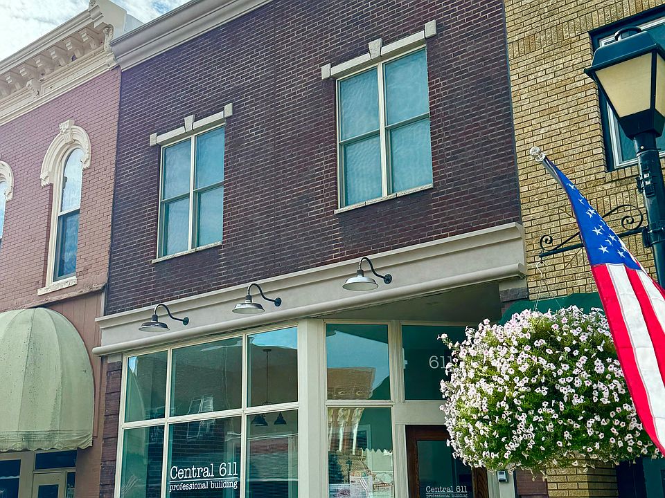 1st image of 611 Central Ave #202