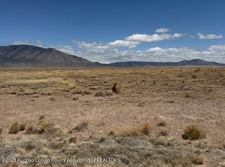 211 High Noon Rd, Carrizozo, NM 88301