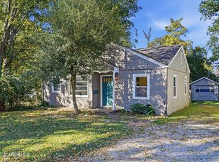 601 Paris Ct, Columbia, MO 65201