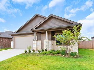 104 Willow Wood Trl, Terrell, TX 75161