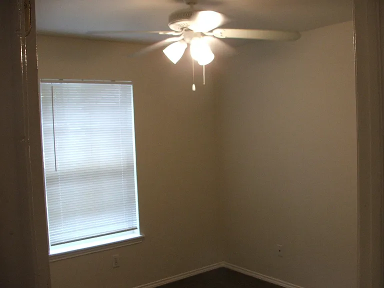 8547 Dunlap St — Photo 18