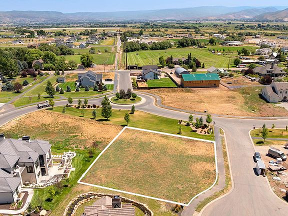 3rd image of 544 W Rheinfalls Cir S