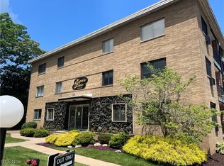 20312 Lorain Rd APT 111, Fairview Park, OH 44126