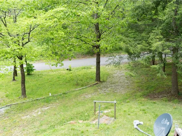 114 Lusk Rd, Walhalla, SC 29691