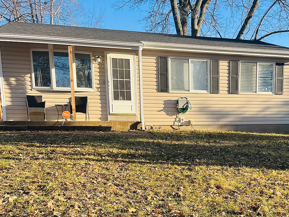 1st image of 4822 Cherry Blossom Ln