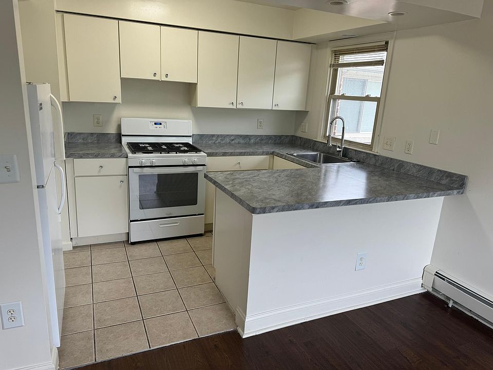 2nd image of 2645 W McNichols Rd APT 212