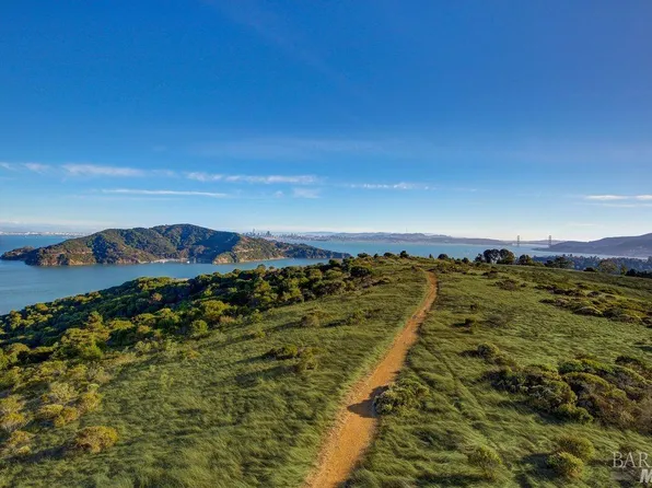 624 Ridge Road, Tiburon, CA 94920