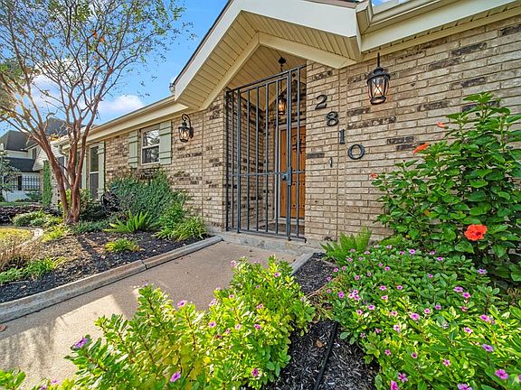 2nd image of 2810 Country Club Drive