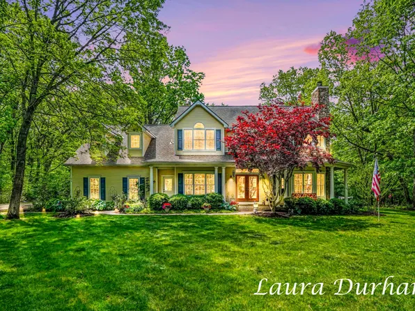 6312 Silver Lake Dr, Saugatuck, MI 49453
