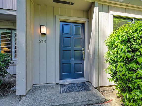 2nd image of 212 Hartnell Pl