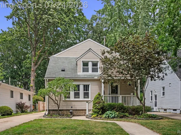 915 E 6th St, Royal Oak, MI 48067