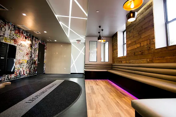 Rented by Nooklyn NYC LLC | media 95