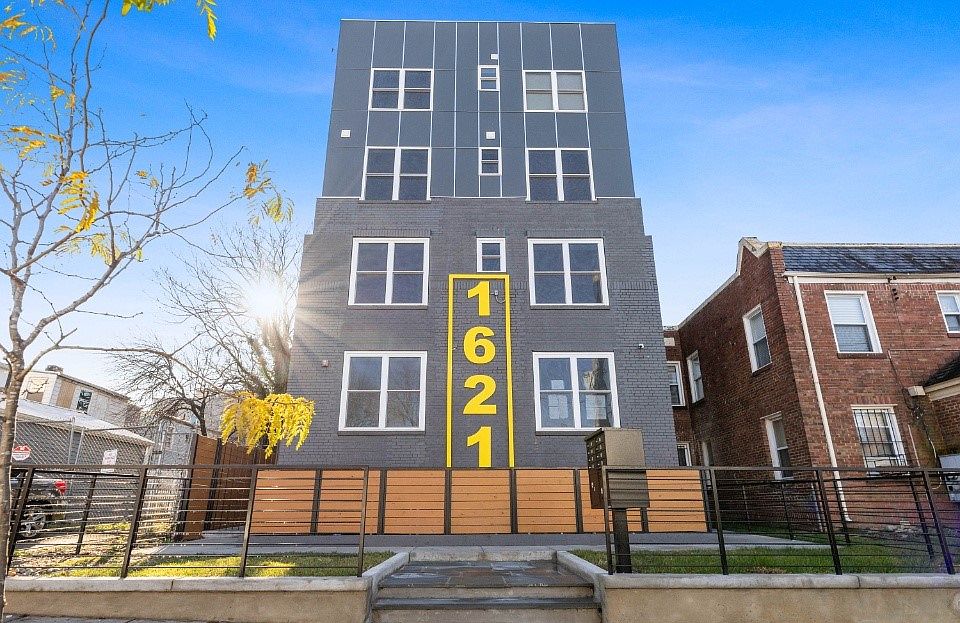 1st image of 1621 T St SE #6