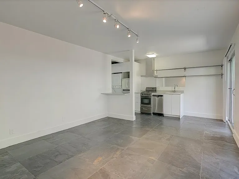 653 Silver Lake Blvd #3 — Photo 6