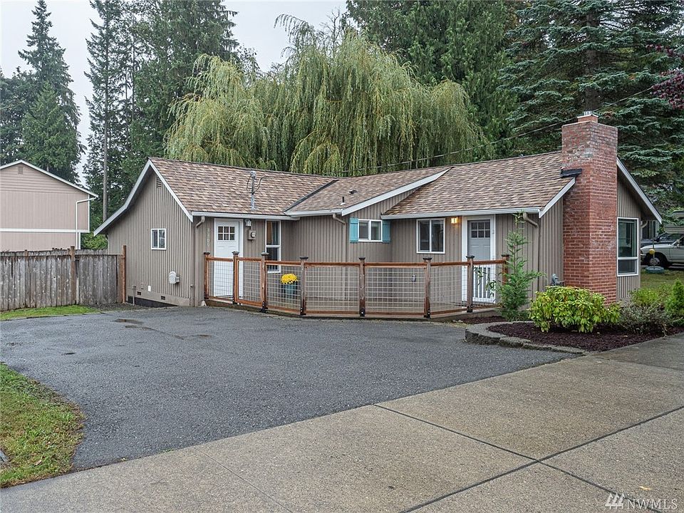1st image of 3309 113th Ave NE
