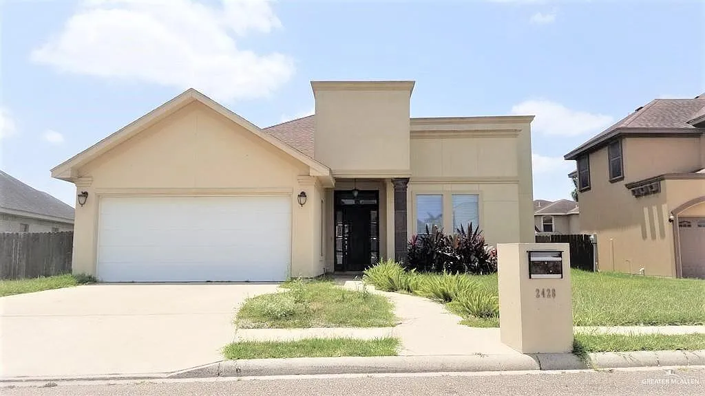 3 bed, 2.0 bath, 1933 sqft, $1,850 — Photo 1