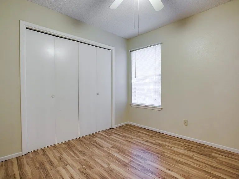 4817 Fletcher Ave — Photo 23