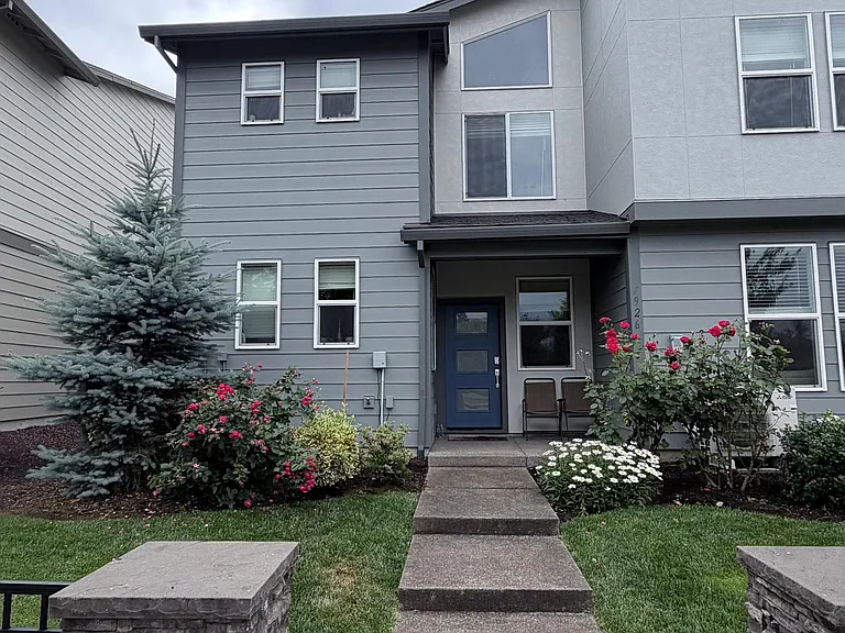 7926 SE Butternut Creek Pkwy — Photo 1