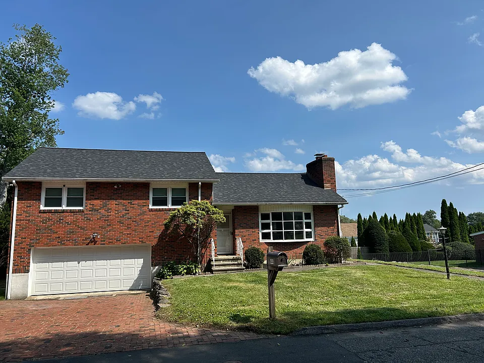 44 Endeavor St