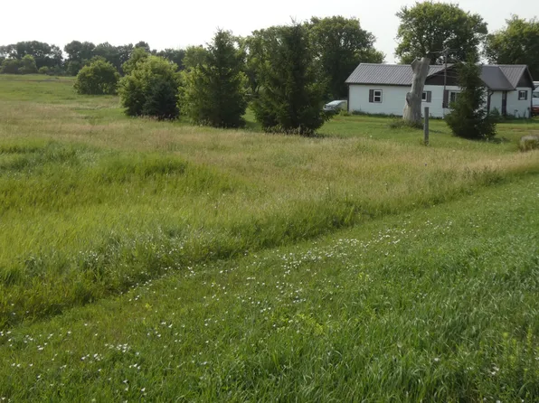 32 McKenzie St, Sterling, ND 58572