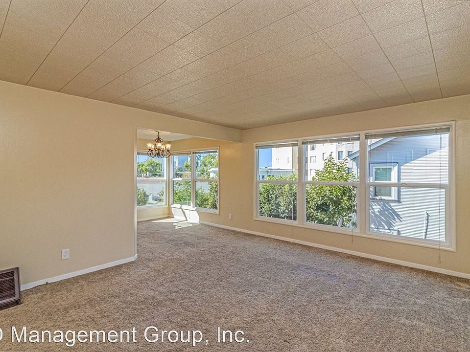 1st image of 475 Stow Ave #A